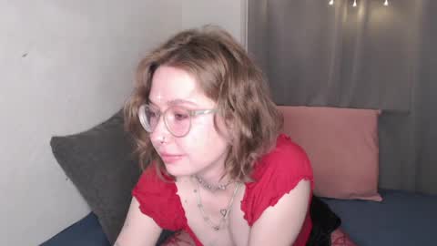 Snapshot of effa__laska chatting on May 2, 2026, 8:03 pm effa__laska online show from May 2, 2026, 8:03 pm