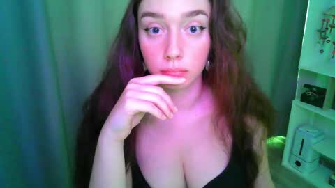 effie_balconii online show from October 1, 2025, 12:00 pm