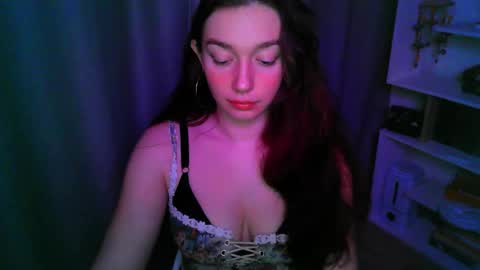 effie_balconii online show from November 26, 2025, 2:07 pm