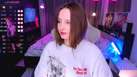 Effie online show from March 9, 2025, 3:38 pm