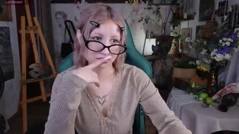 effiemeowley online show from March 7, 2026, 4:20 am