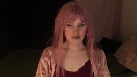 Effie Mur online show from December 10, 2024, 5:22 pm