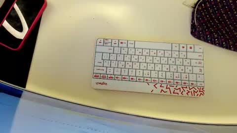 Effie Mur online show from February 26, 2026, 9:03 pm