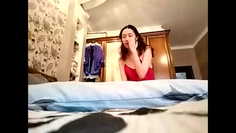 Effy online show from September 9, 2025, 12:15 pm