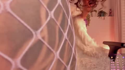 effy online show from February 9, 2025, 8:33 am