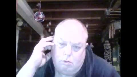 efriff online show from April 4, 2026, 11:51 am