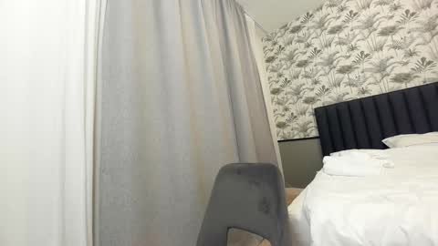 Erik and Alice online show from February 9, 2025, 2:17 am