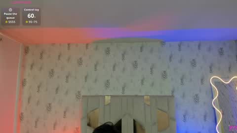 eidan_tay online show from May 8, 2026, 12:10 pm