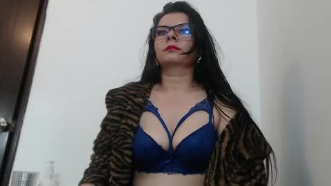 Eileen online show from February 11, 2025, 7:05 pm