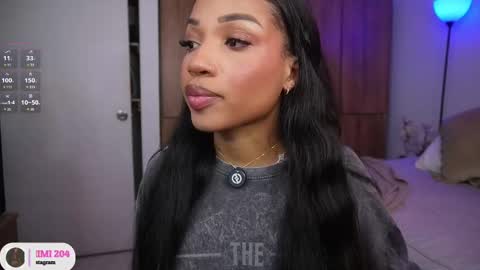 eimi   online show from September 18, 2025, 9:39 pm