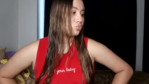 Snapshot of eimy_collin chatting on December 16, 2024, 10:34 pm EIMY MODEL INDEPENDENT online show from December 16, 2024, 10:34 pm