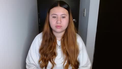 Snapshot of eimy_collin chatting on February 18, 2025, 5:53 am EIMY MODEL INDEPENDENT online show from February 18, 2025, 5:53 am