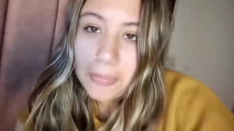 Snapshot of eimy_collin chatting on October 10, 2025, 1:59 am EIMY MODEL INDEPENDENT online show from October 10, 2025, 1:59 am