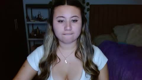 Snapshot of eimy_collin chatting on November 8, 2025, 4:12 am EIMY MODEL INDEPENDENT online show from November 8, 2025, 4:12 am