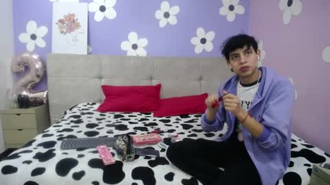 Eimyflorian online show from February 6, 2025, 11:54 am