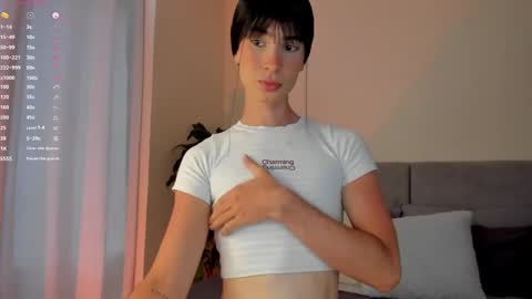 Einyel  online show from February 26, 2025, 7:49 pm