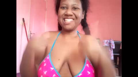 Eirondra Valeen online show from November 19, 2025, 11:10 am