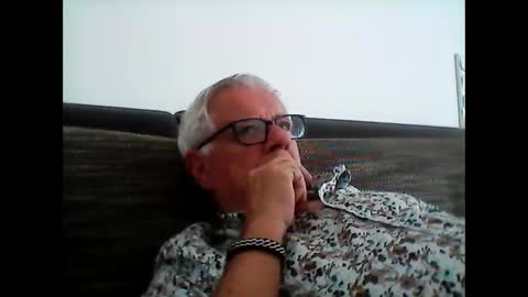 Snapshot of eisbaer1957 chatting on May 23, 2026, 4:33 pm eisbaer1957 online show from May 23, 2026, 4:33 pm
