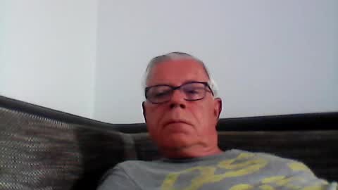 eisbaer1957 online show from July 12, 2026, 7:54 am