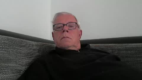 eisbaer1957 online show from July 19, 2026, 7:01 am