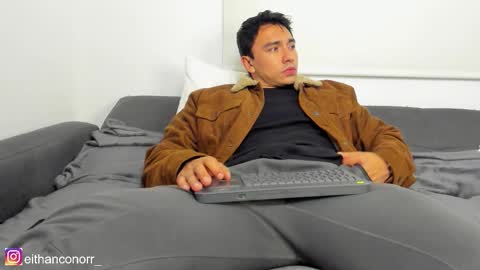 EITHAN CONOR online show from February 15, 2026, 3:03 am