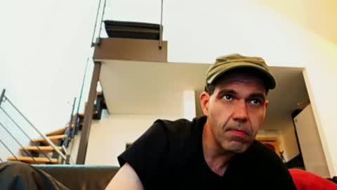 el_chappi online show from July 16, 2026, 4:40 am