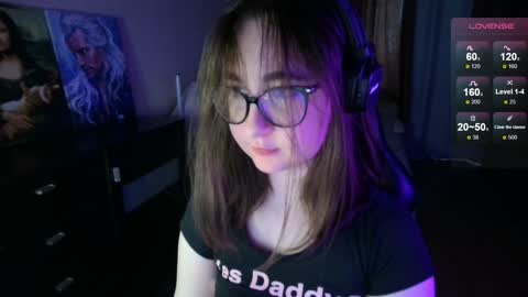 If you like it when I meow give me a thumbs up online show from December 20, 2024, 1:22 pm