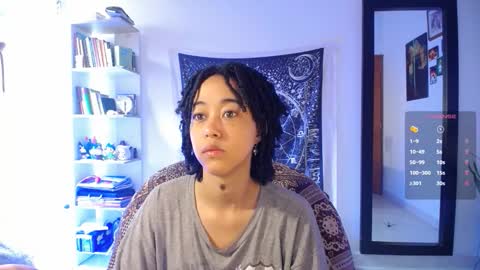 Ela  Help me reach 100 thumbs up online show from March 18, 2026, 3:48 pm