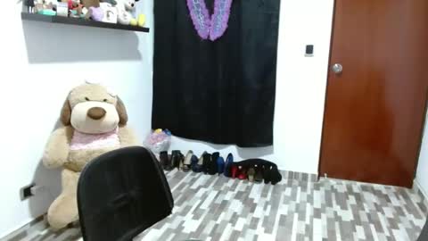 ela_3611 online show from January 21, 2025, 2:11 am