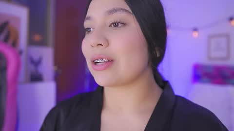 Ela online show from September 8, 2025, 11:59 pm