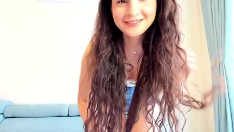 Ela online show from February 28, 2025, 7:26 am