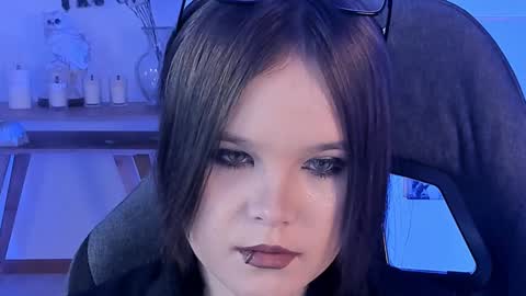 Your sweet girl online show from December 8, 2024, 4:39 pm