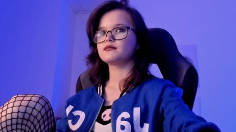 Your sweet girl online show from December 15, 2024, 1:46 am