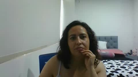 Elaine online show from September 21, 2025, 4:41 pm