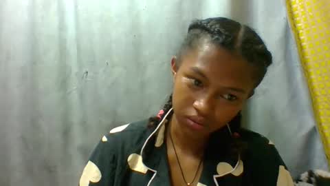 elaliealdy online show from September 14, 2025, 7:02 pm