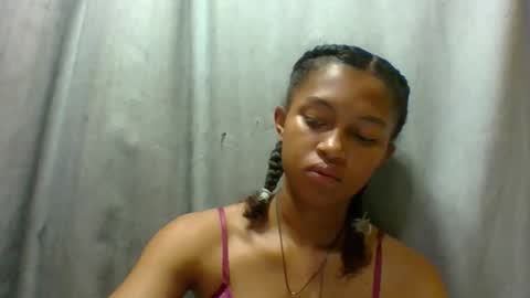 elaliealdy online show from October 26, 2025, 6:41 am