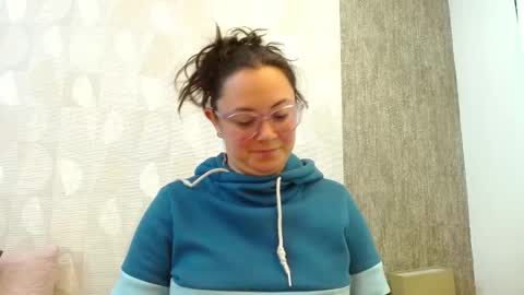 elamurray online show from November 6, 2025, 12:17 pm