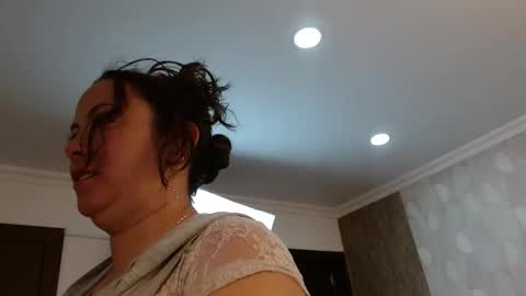 elamurray online show from November 14, 2025, 11:20 am