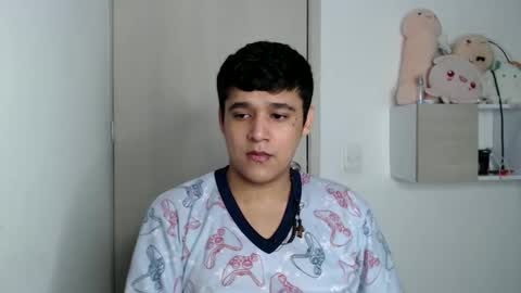 elandor online show from October 25, 2025, 8:55 am