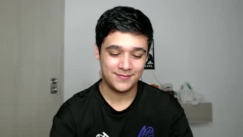 elandor online show from October 26, 2025, 1:39 pm