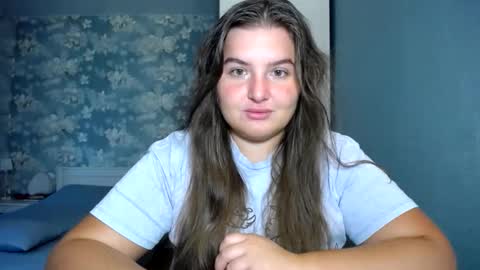 Elanis online show from September 20, 2025, 10:27 am