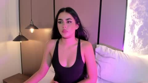 Snapshot of elara_bloom_ chatting on April 28, 2026, 2:27 am elara_bloom_ online show from April 28, 2026, 2:27 am