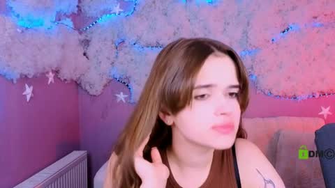 Elara online show from April 5, 2026, 7:27 am