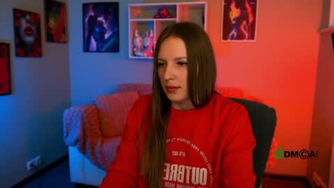 Elara online show from April 9, 2026, 6:19 am