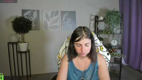 Snapshot of elara_starfall chatting on July 16, 2026, 5:13 am Marta online show from July 16, 2026, 5:13 am