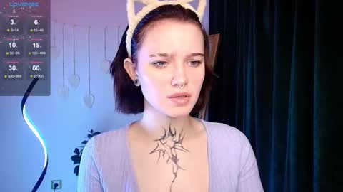 elastikiss online show from October 13, 2025, 2:33 am