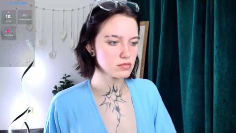 elastikiss online show from November 13, 2025, 2:54 am