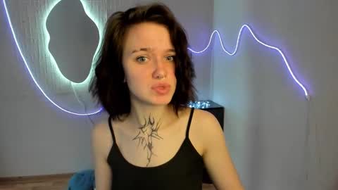 elastikiss online show from March 4, 2026, 4:18 am