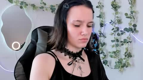 elastikiss online show from June 6, 2026, 7:35 am