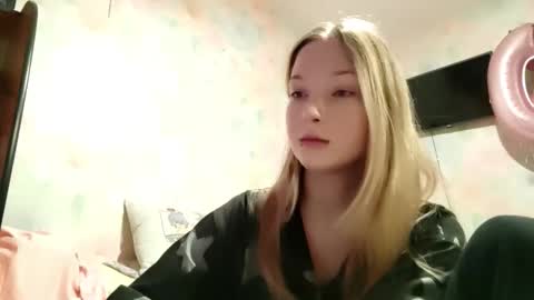 MIa online show from March 5, 2026, 6:20 am